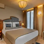La Bourdonnais By Inwood