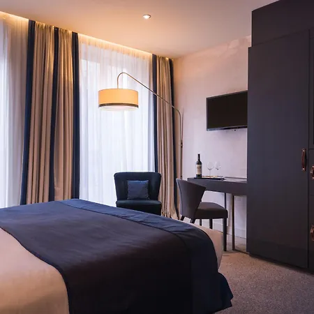 Hotel De La Bourdonnais Paris