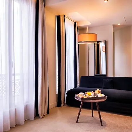 De La Bourdonnais Hotel 4*