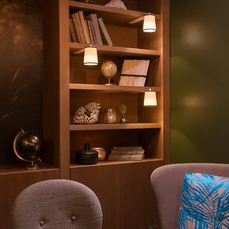 De La Bourdonnais 4* Paris