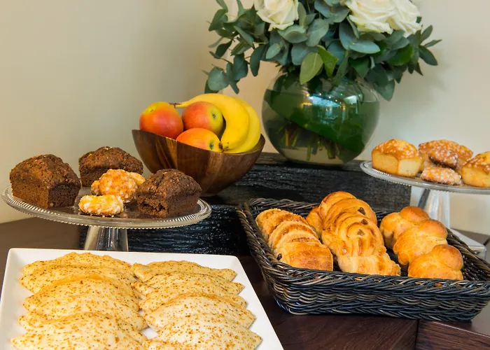 De La Bourdonnais Paris