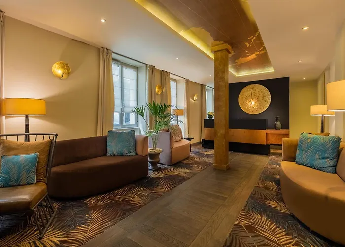 De La Bourdonnais 4*