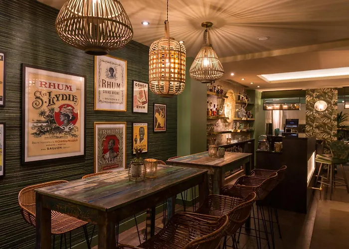 Hotel De La Bourdonnais Paris