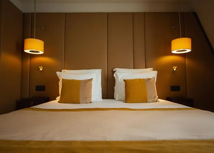 De La Bourdonnais 4*