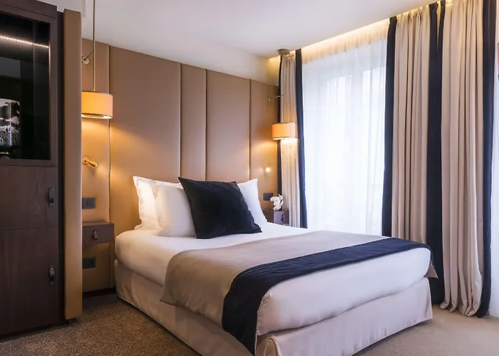 De La Bourdonnais 4* Paris