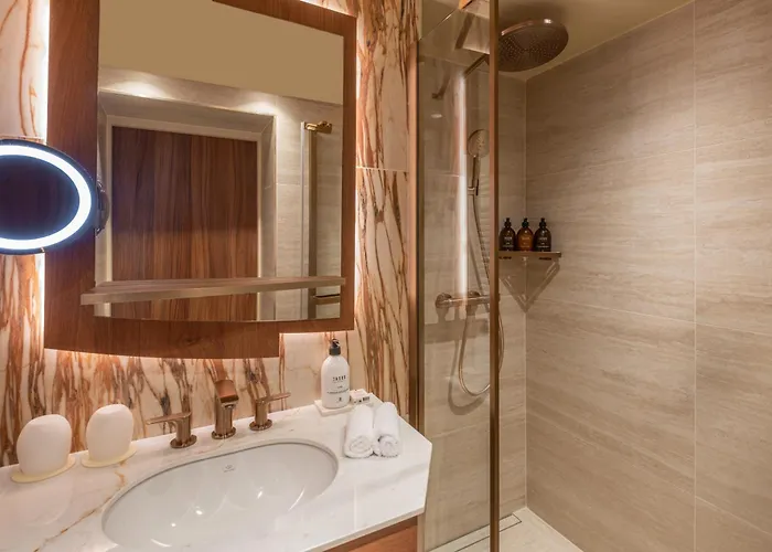 Hotel La Bourdonnais By Inwood 4*