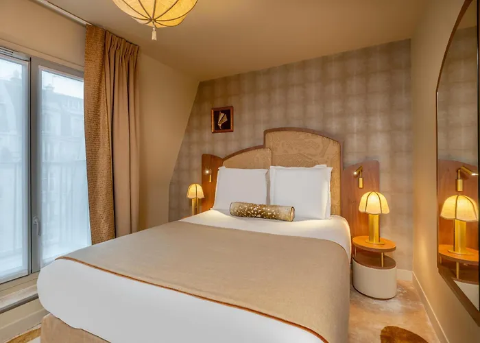 De La Bourdonnais 4* Paris