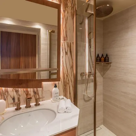 La Bourdonnais By Inwood