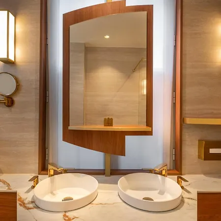 La Bourdonnais By Inwood 4*